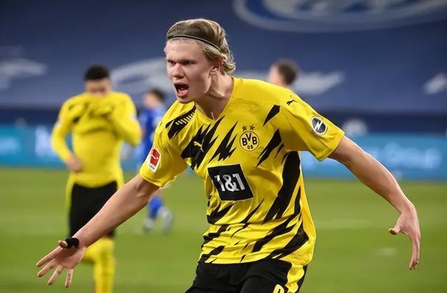 而膝盖和脚 而膝盖和脚